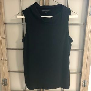 Banana Republic Sleeveless Blouse, Size XS